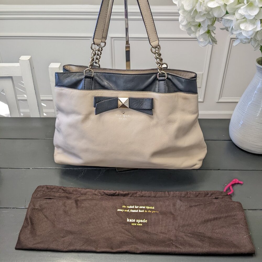 Kate Spade Large Leather Cream Purse with Bow